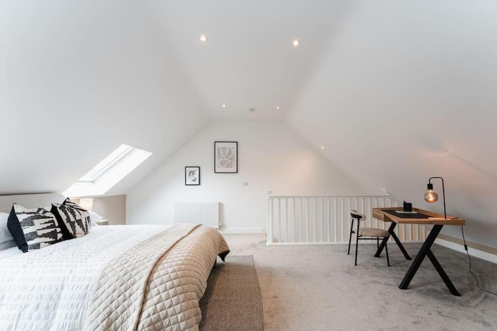 Boutique Apartment - Mazerystays Exley Buitenkant foto