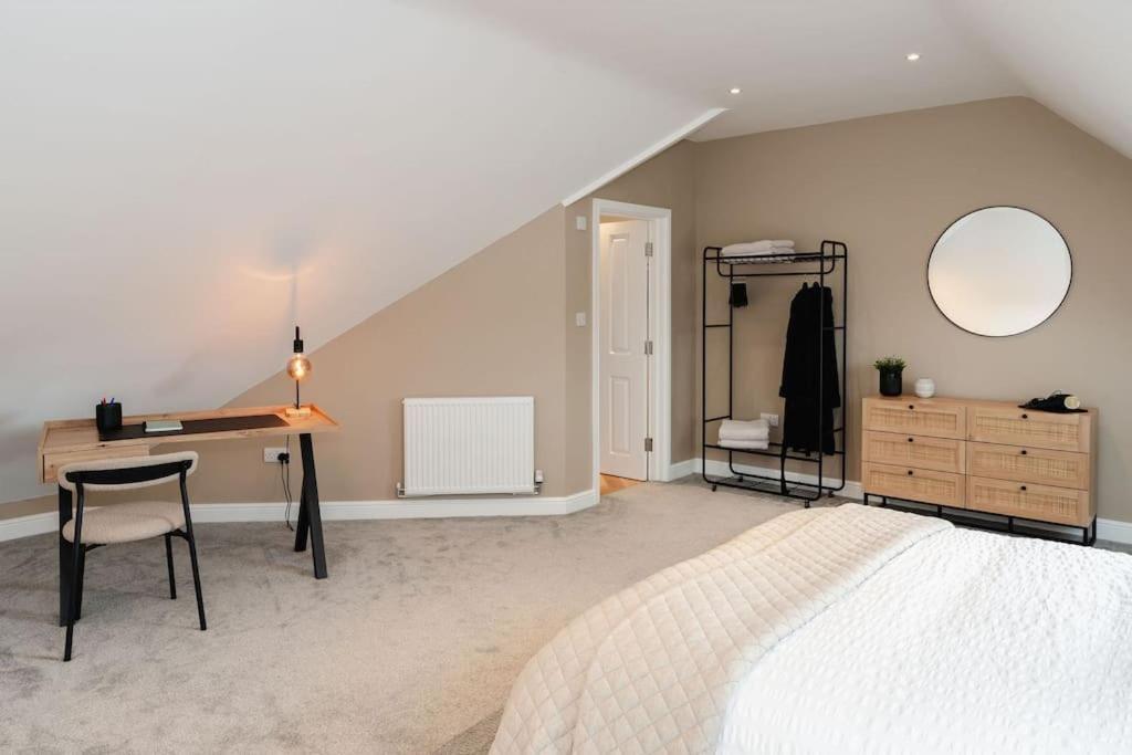 Boutique Apartment - Mazerystays Exley Buitenkant foto